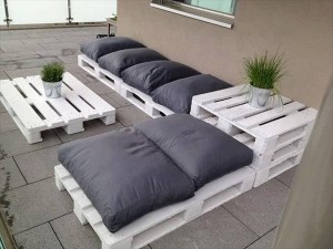 Don’t-Buy-a-New-Sofa,-Replace-the-Cushions-Instead