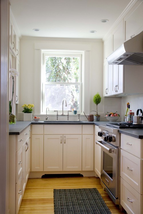 How to Make a Small Kitchen Look Larger